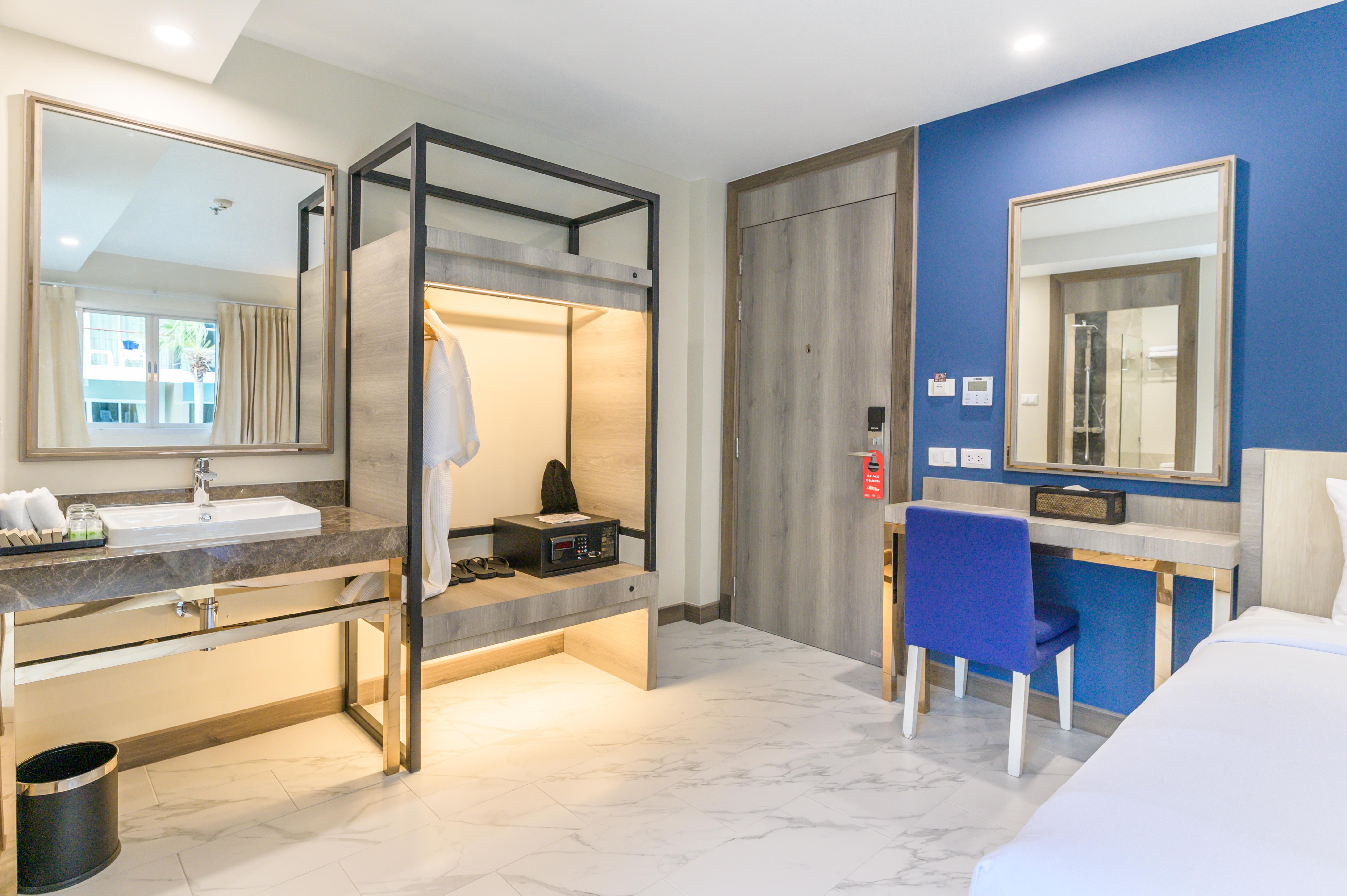 Andakira Hotel - Sha Extra Plus Patong Eksteriør billede